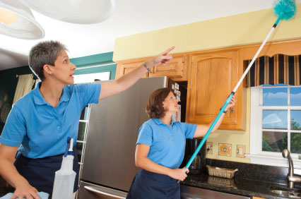 Advantages Of Hiring Professional House Cleaners