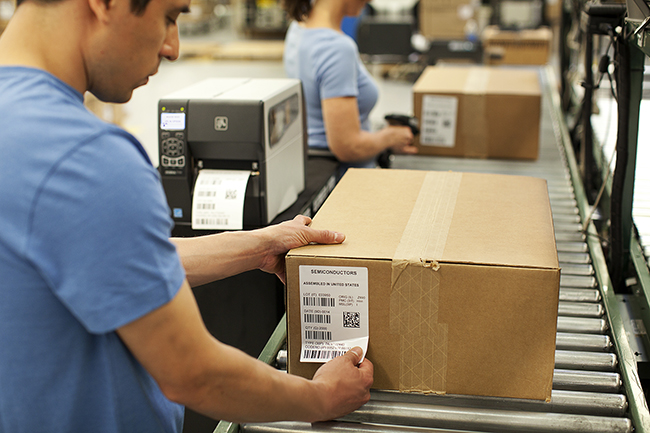 Aspects To Note While Choosing The Right Label Manufacturer