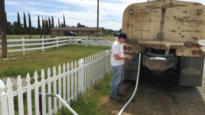 California Drought Launches ‘Water Truck Business’ Boom