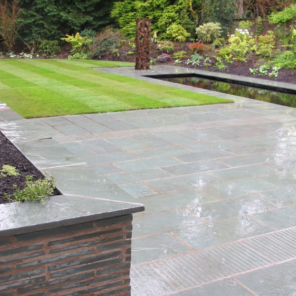 Rustic Slate Paving Is Making A Comeback!