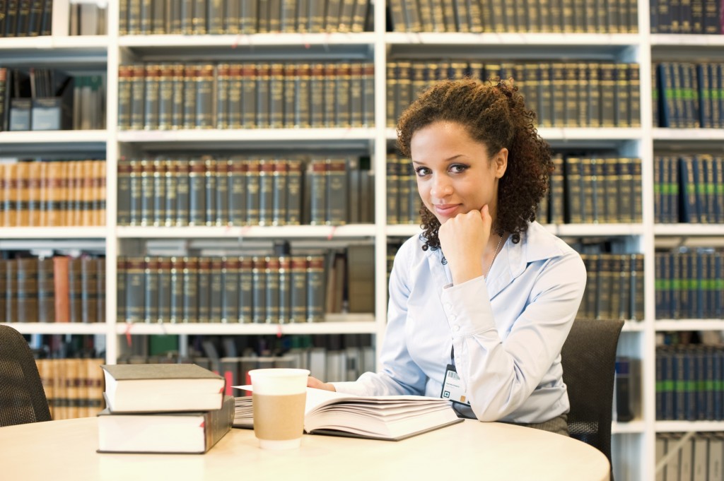 Study Law In A Distinguished Institute