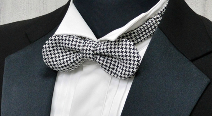 Rounded club bow tie