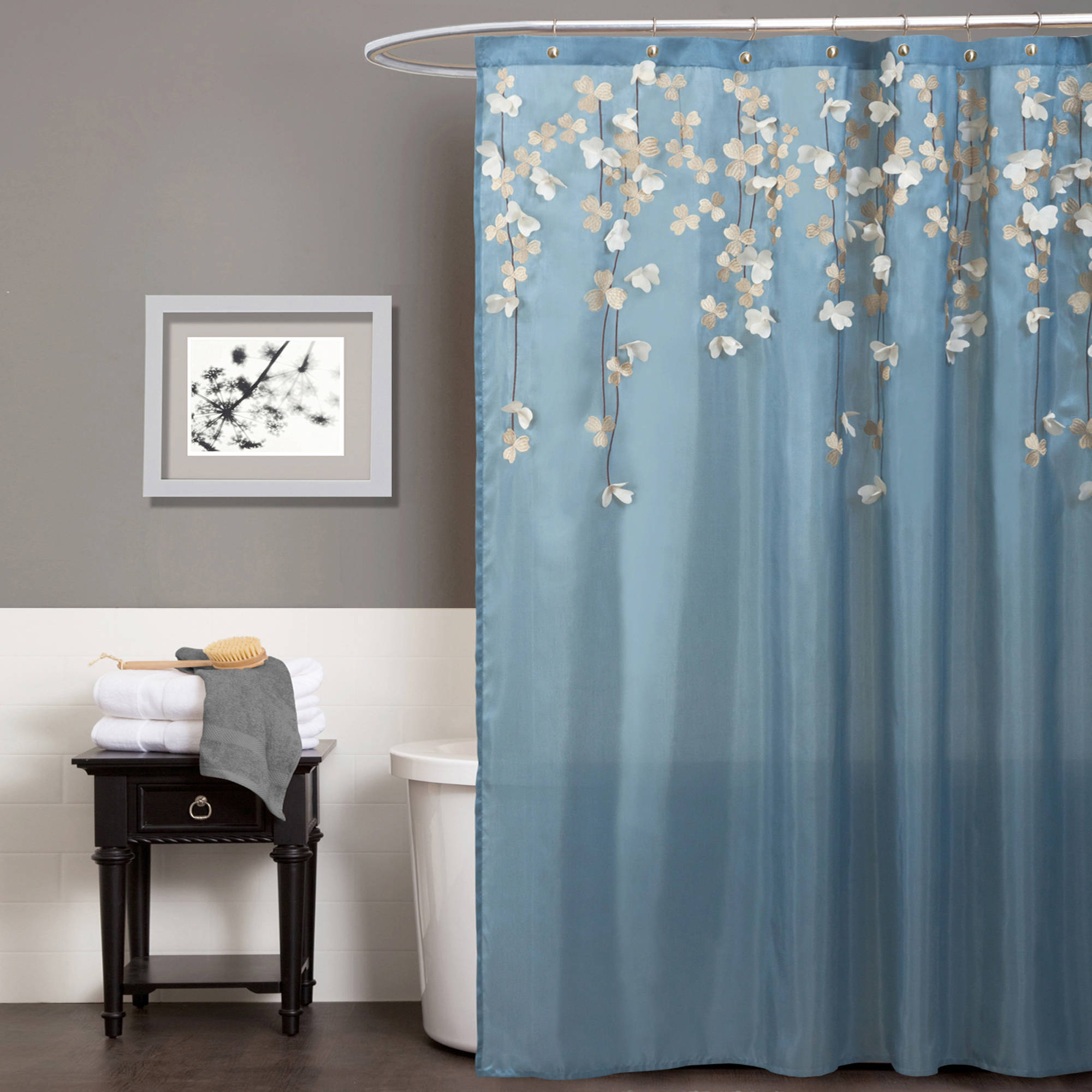 Importance Of Having Shower Curtains