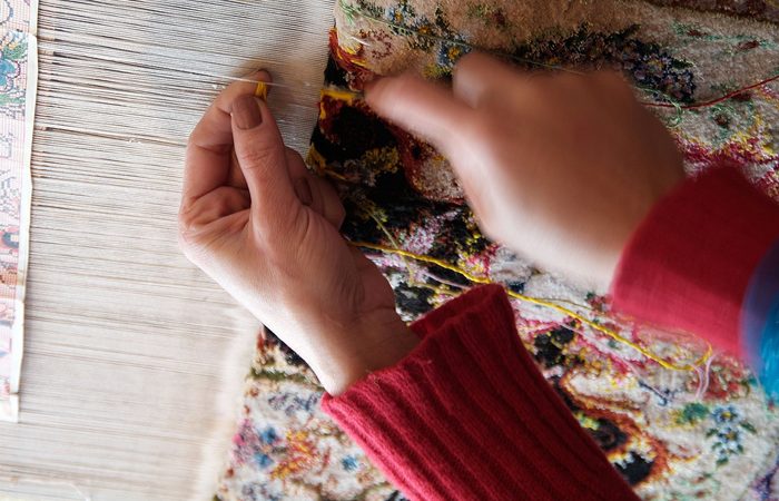 5 Rules To Buy A Hand Knotted Carpet