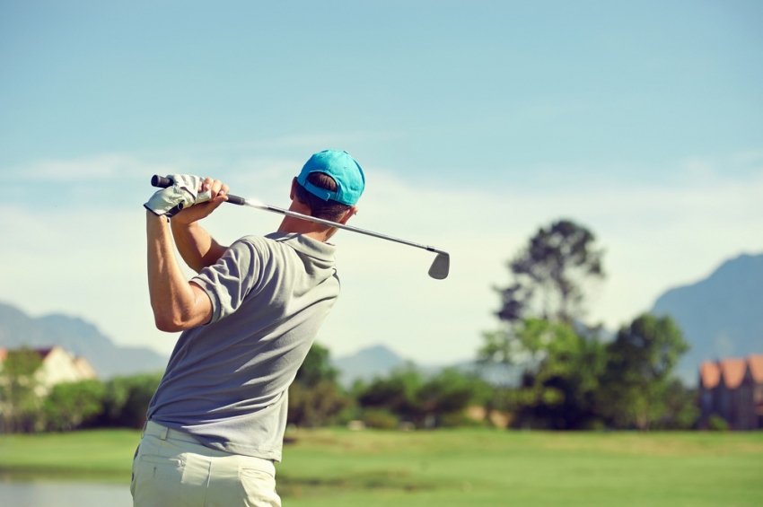 How To Practice Your Golf Swing At Home