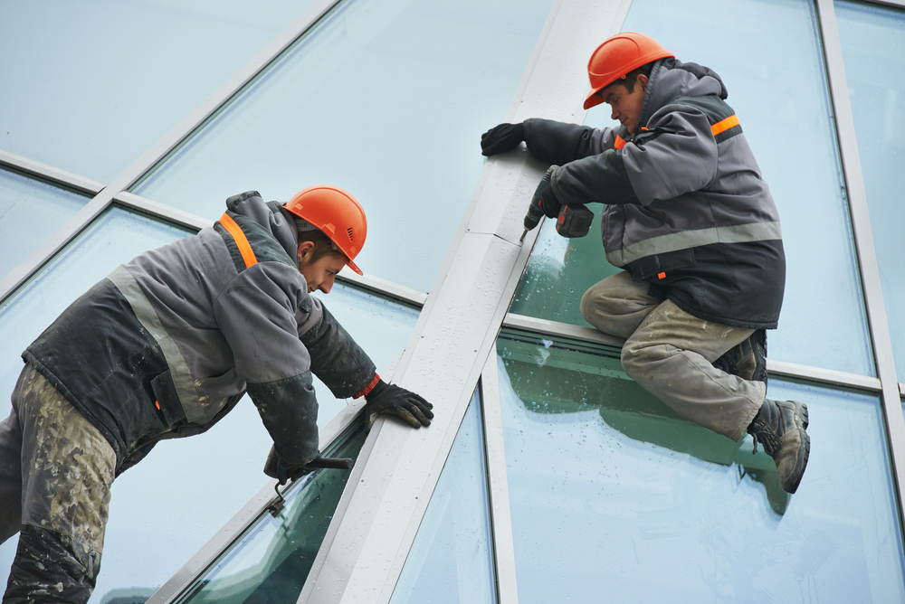 Ways To Become A Certified Glazier For Better Future Prospects