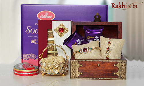 Why Does A Rakhi Gift Hamper Denote A Special Token Of Love?
