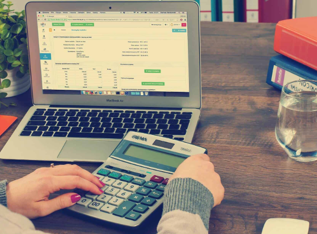 7 Tips to Find an Online Bookkeeping Service